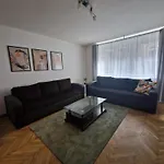 Una Apartment Apartment