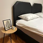 Una Apartment Apartman