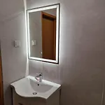 Una Apartment