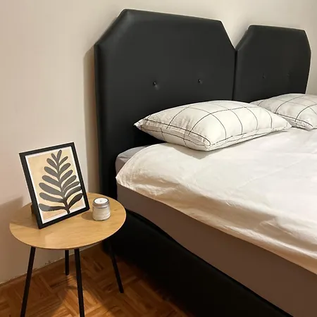 Una Apartment Apartment